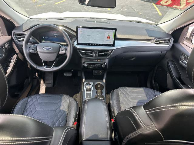 Certified 2023 Ford Escape Platinum w/ Premium Technology Package AWD/4WD image 15