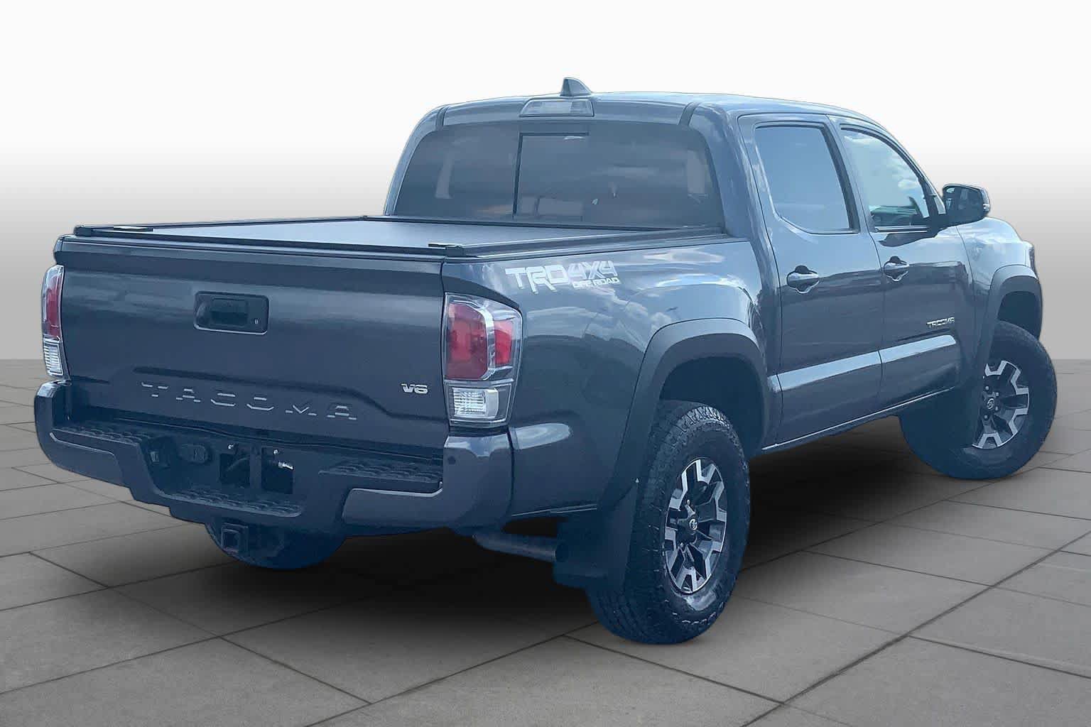 Used 2023 Toyota Tacoma TRD Off-Road w/ TRD Premium Off Road Package AWD/4WD image 12