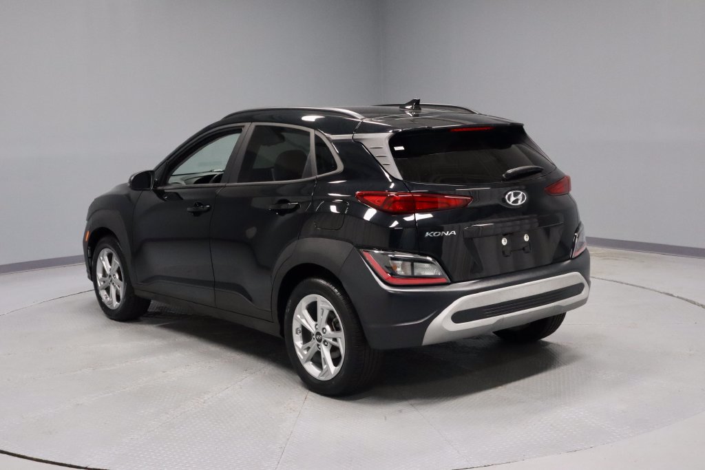 Used 2023 Hyundai Kona SEL w/ Cargo Package FWD image 7
