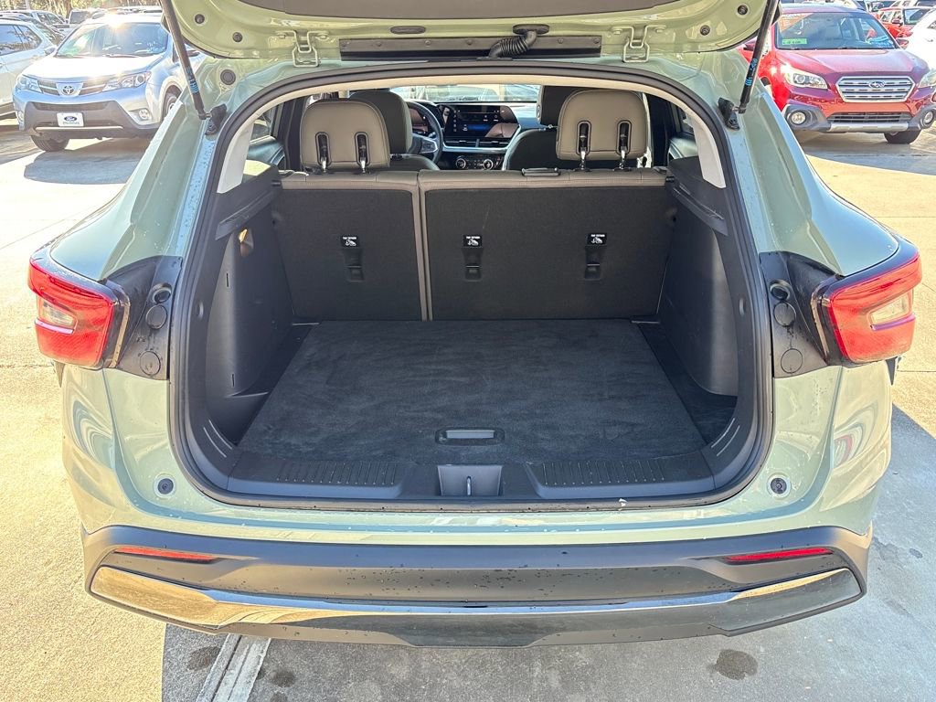 Used 2025 Chevrolet Trax ACTIV image 29