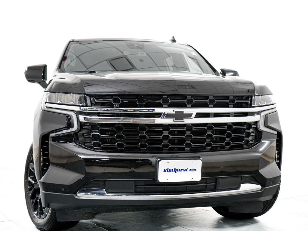 Used 2023 Chevrolet Suburban LS w/ Driver Alert Package AWD/4WD image 3