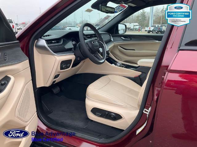 Used 2024 Jeep Grand Cherokee Limited w/ Luxury Tech Group II AWD/4WD image 25