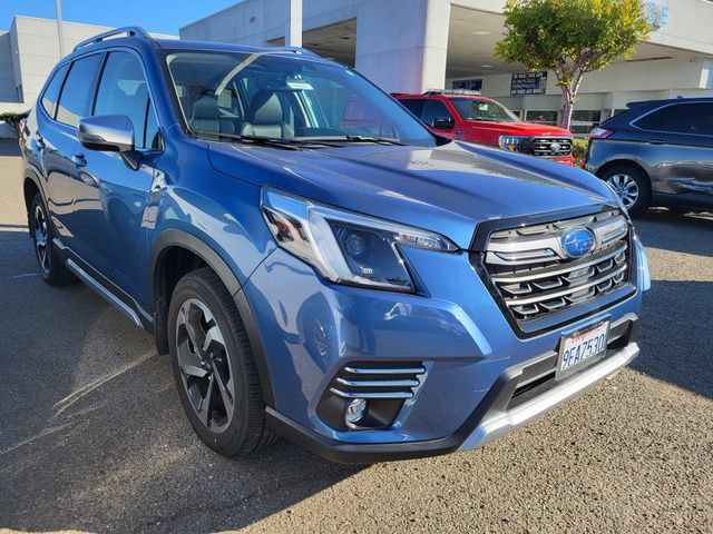 Used 2022 Subaru Forester Touring AWD/4WD image 1