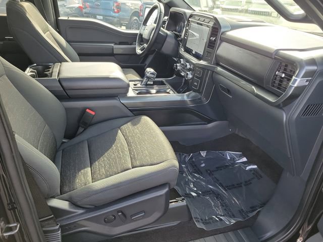Certified 2022 Ford F150 XLT w/ Equipment Group 302A High image 24