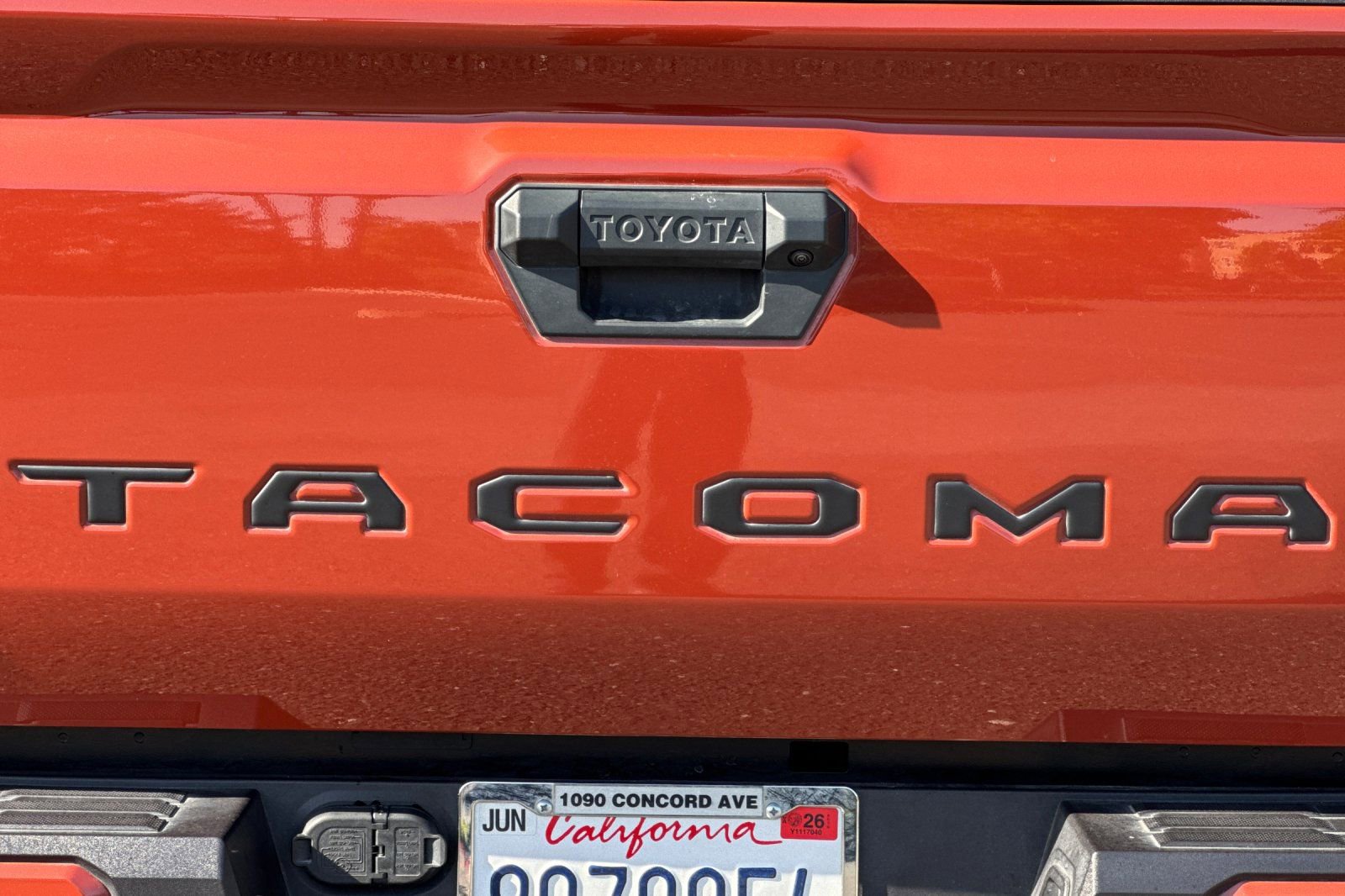 Used 2025 Toyota Tacoma TRD Off-Road AWD/4WD image 49