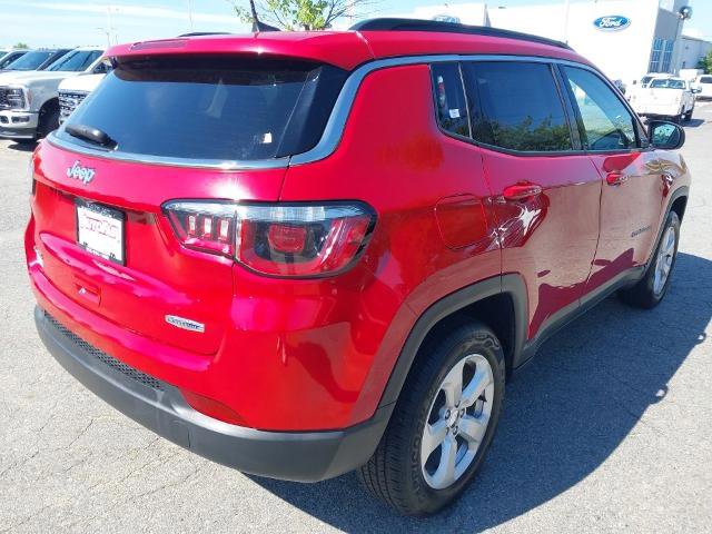Used 2018 Jeep Compass Latitude w/ Popular Equipment Group AWD/4WD image 8