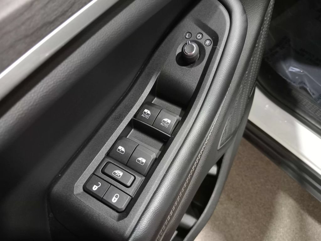 Used 2022 Jeep Grand Cherokee L Limited AWD/4WD image 21