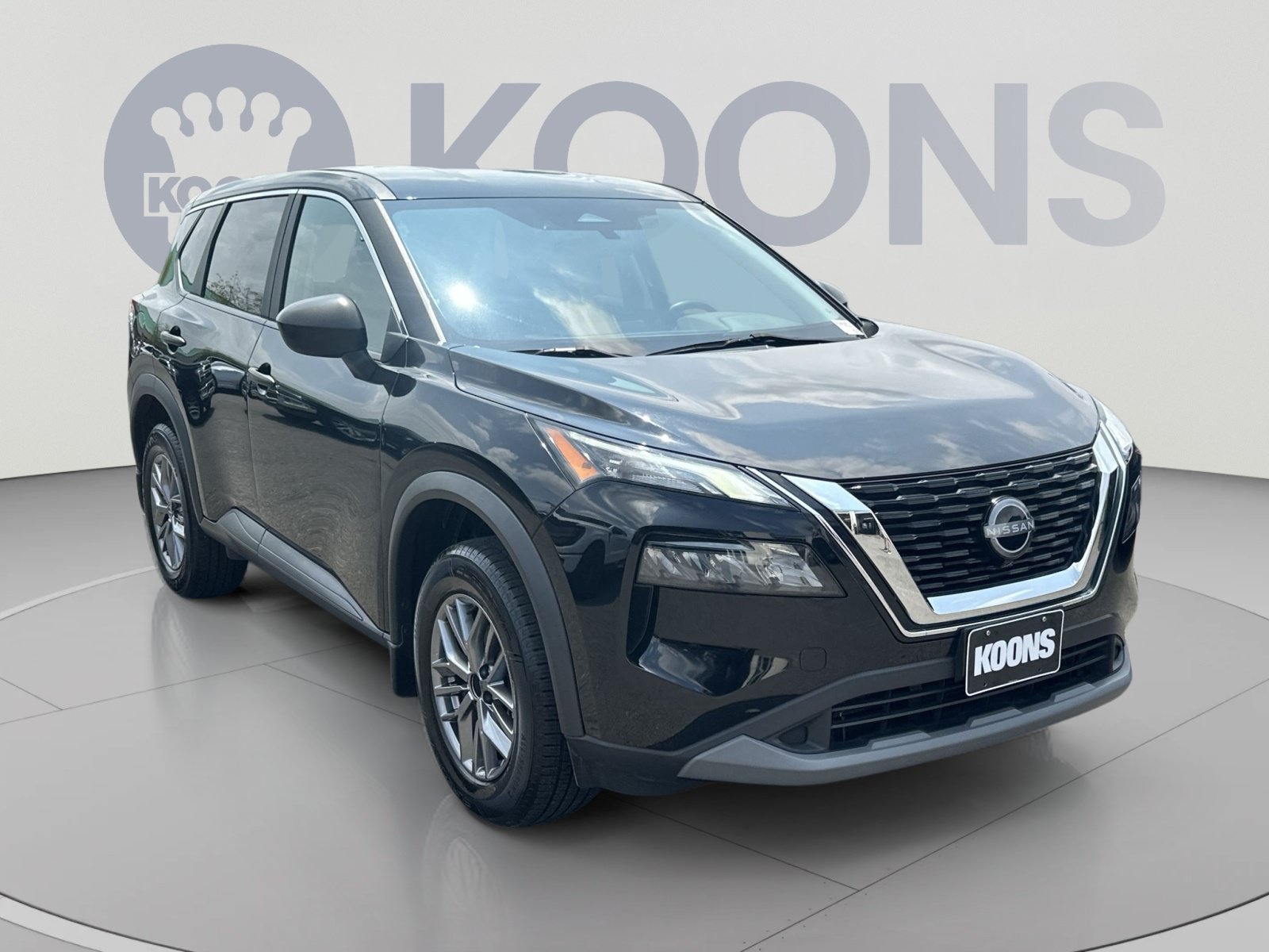 Used 2023 Nissan Rogue S AWD/4WD image 18