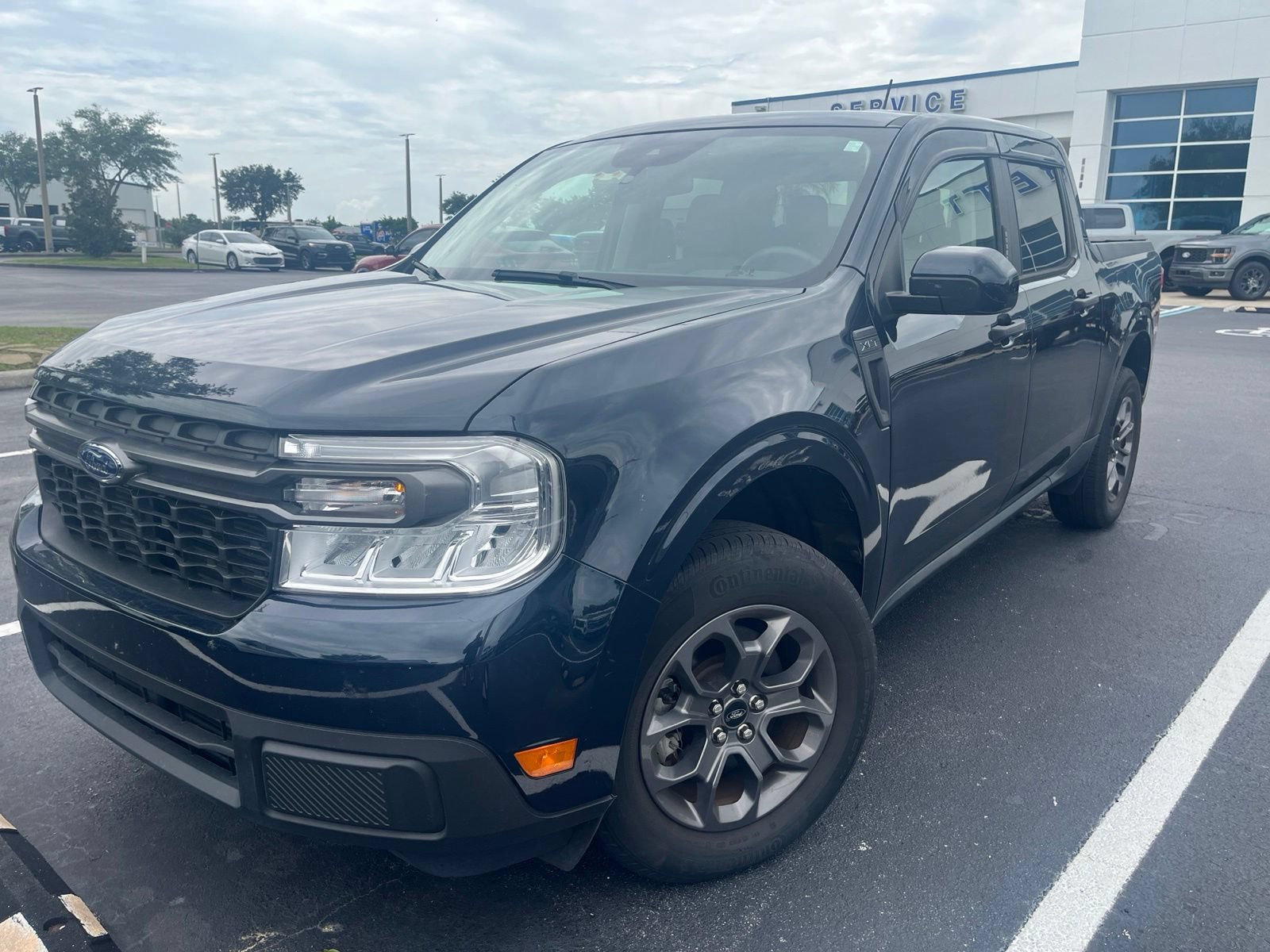 Certified 2022 Ford Maverick XLT w/ XLT Luxury Package FWD image 2