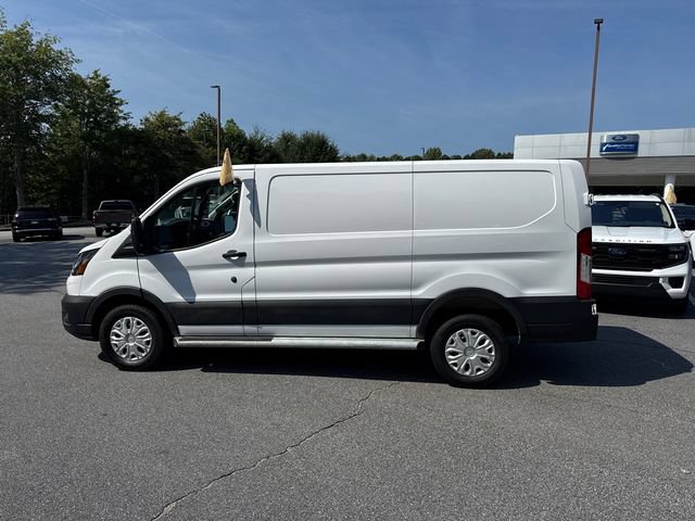 Certified 2025 Ford Transit 250 Low Roof w/ Exterior Upgrade Package RWD image 4