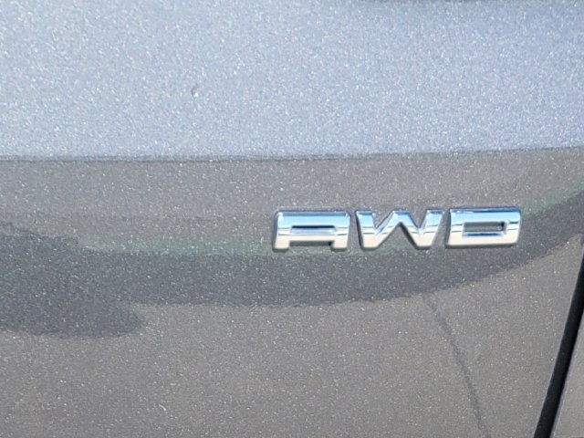 Certified 2025 Ford Escape ST-Line AWD/4WD image 11