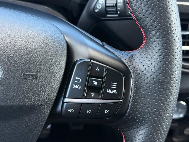 Certified 2024 Ford Escape ST-Line Elite AWD/4WD image 20