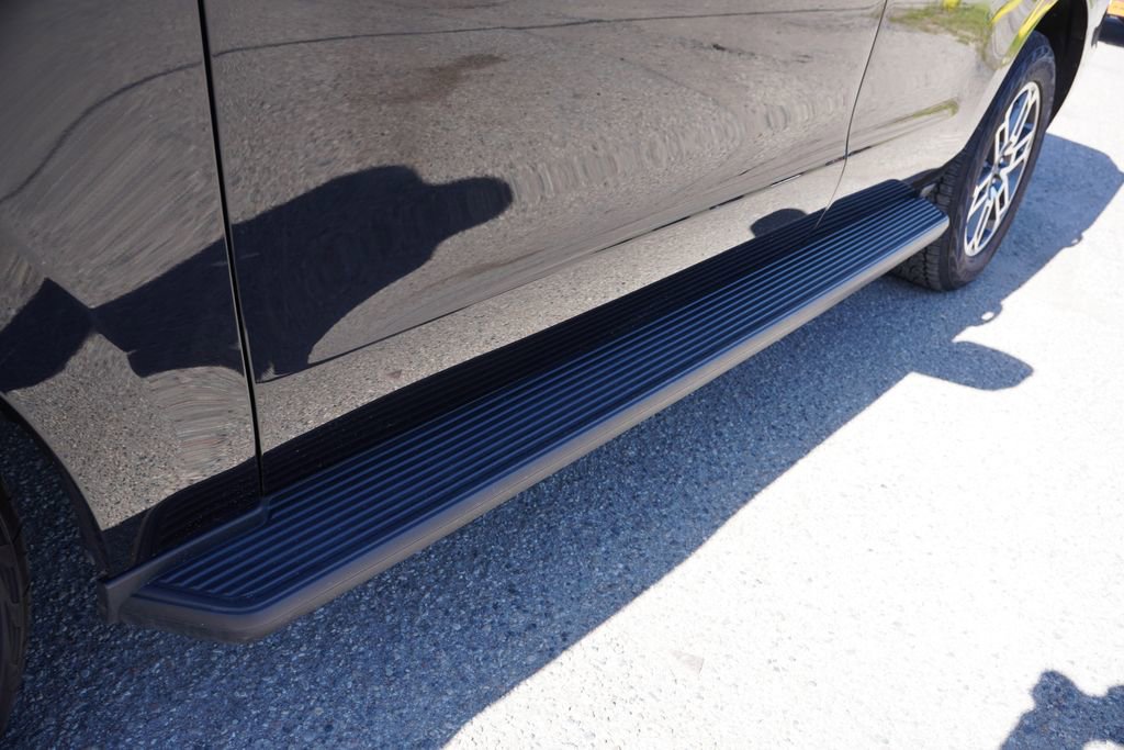 Certified 2025 Ford Expedition Active AWD/4WD image 14