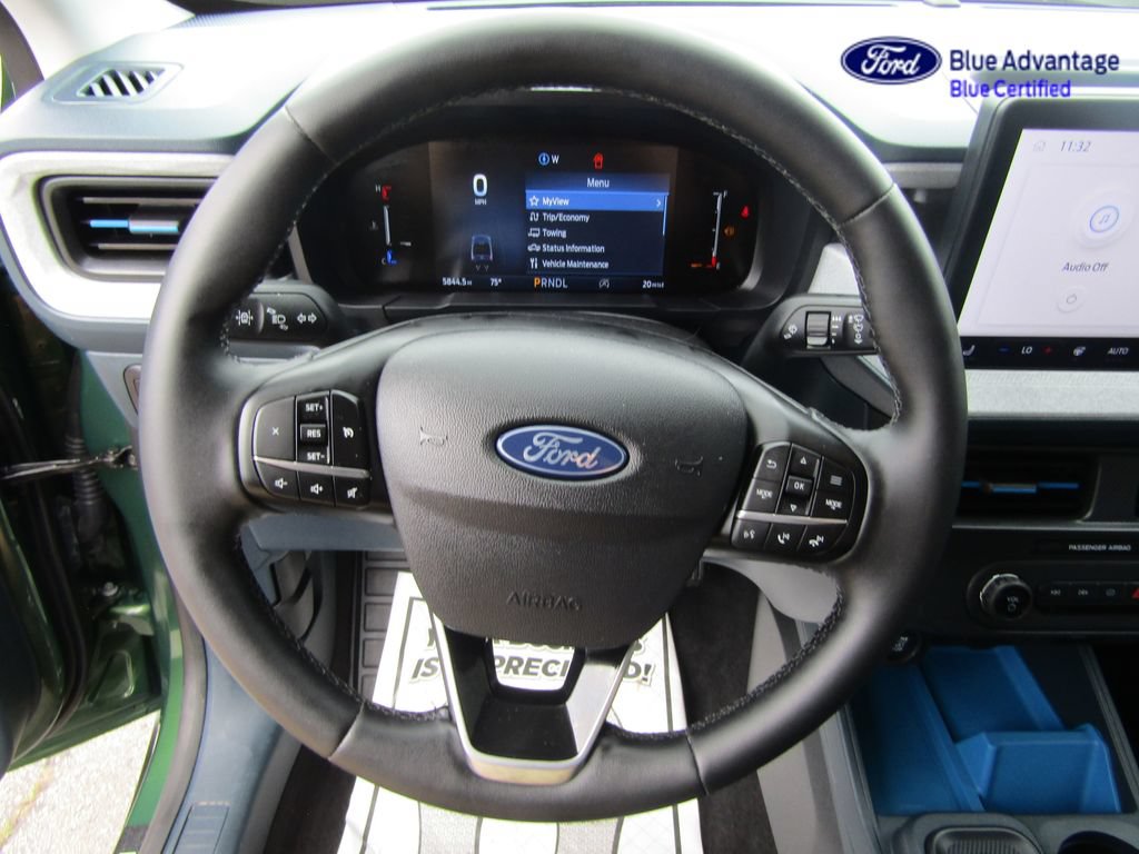 Certified 2025 Ford Maverick XLT w/ XLT Luxury Package AWD/4WD image 23
