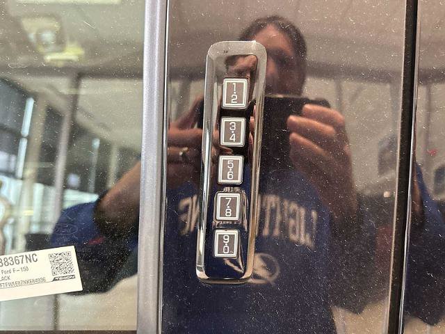 Certified 2022 Ford F150 XLT w/ Equipment Group 302A High image 34