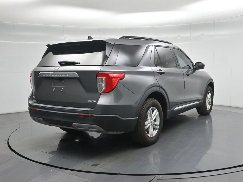 Certified 2023 Ford Explorer XLT w/ Equipment Group 202A AWD/4WD image 8