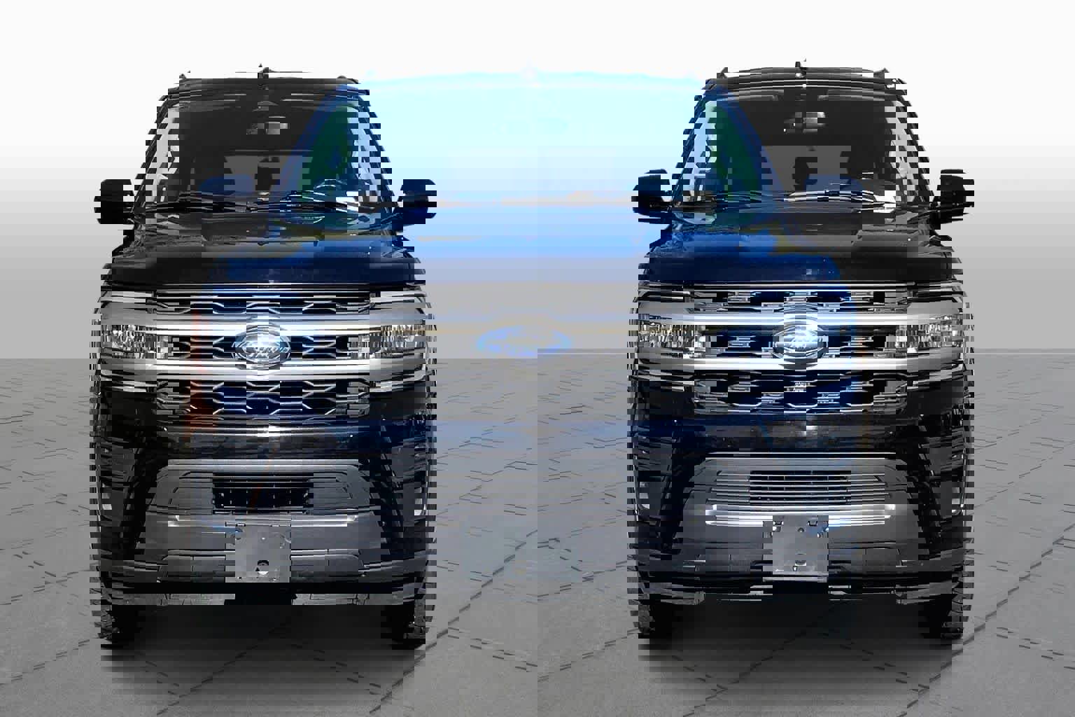 Certified 2024 Ford Expedition Max XLT image 6