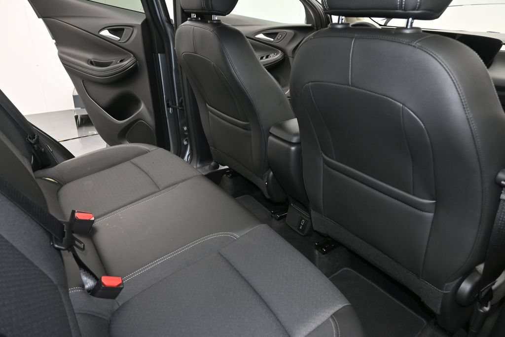 Used 2025 Buick Encore GX Preferred AWD/4WD image 13