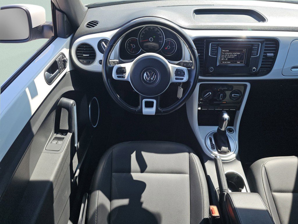 Used 2019 Volkswagen Beetle 2.0T S FWD image 4