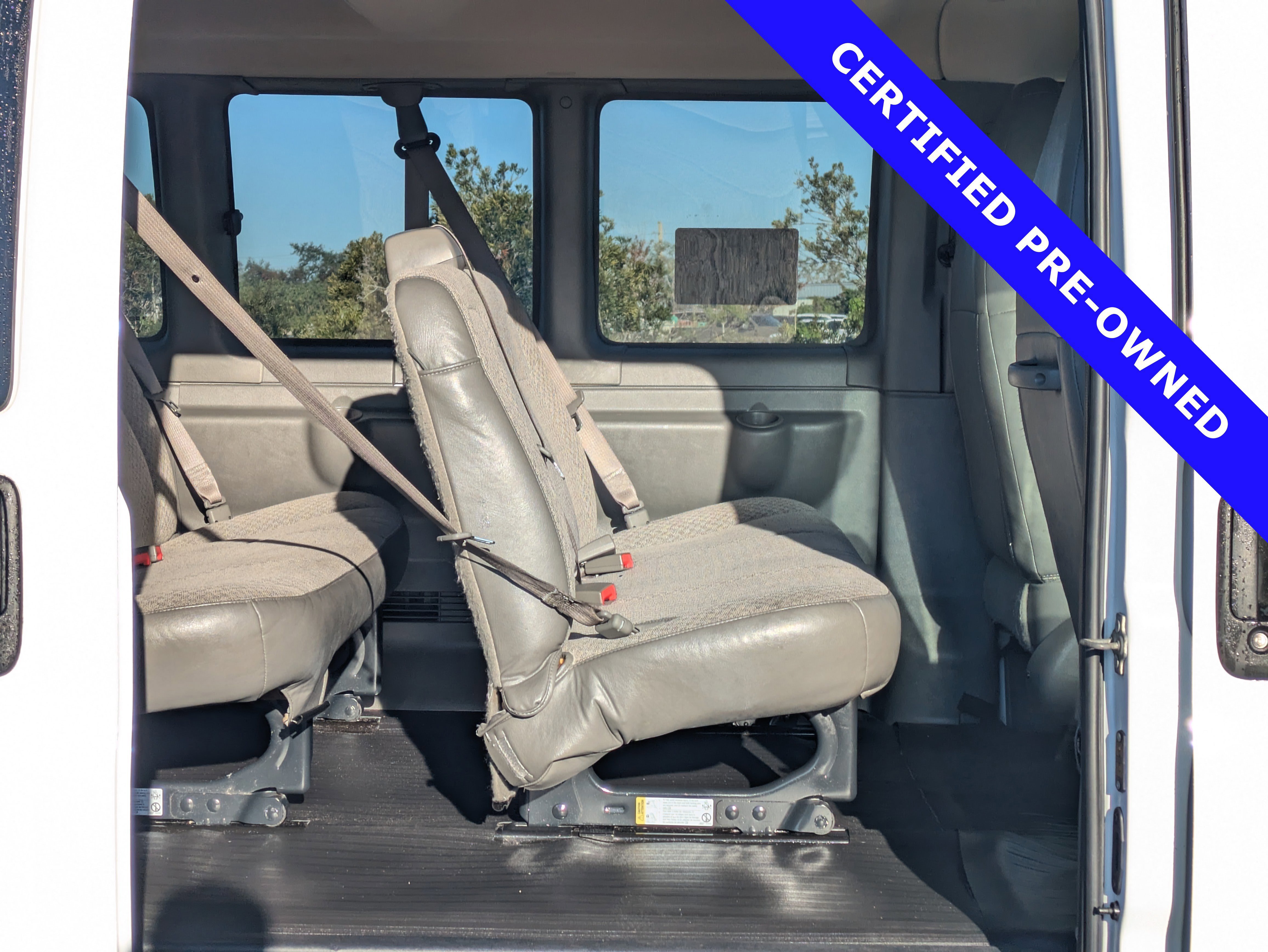 Used 2023 Chevrolet Express 3500 LS image 16