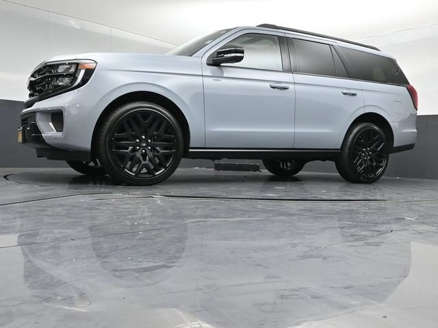 Certified 2026 Ford Expedition Platinum w/ Stealth Performance Package AWD/4WD image 42