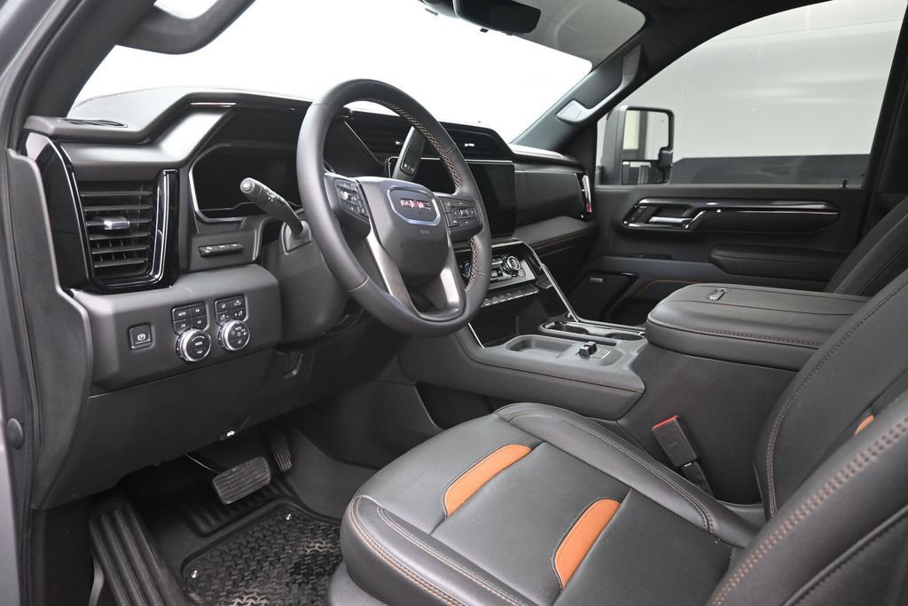 Used 2024 GMC Sierra 2500 AT4 w/ AT4 Premium Plus Package AWD/4WD image 19