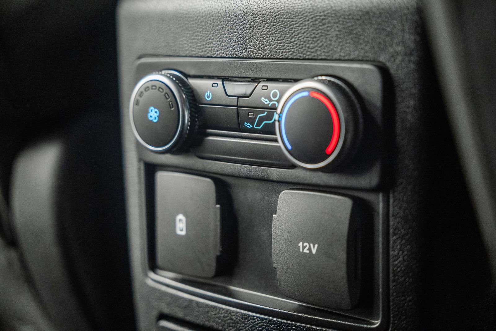 Certified 2022 Ford Explorer XLT image 39