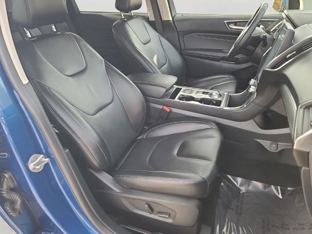 Certified 2022 Ford Edge Titanium image 6
