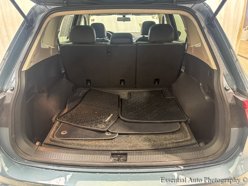 Used 2019 Volkswagen Tiguan SE w/ Panoramic Sunroof Package AWD/4WD image 22