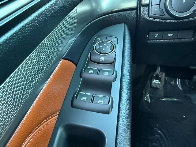 Certified 2019 Ford Explorer XLT w/ Equipment Group 202A AWD/4WD image 22