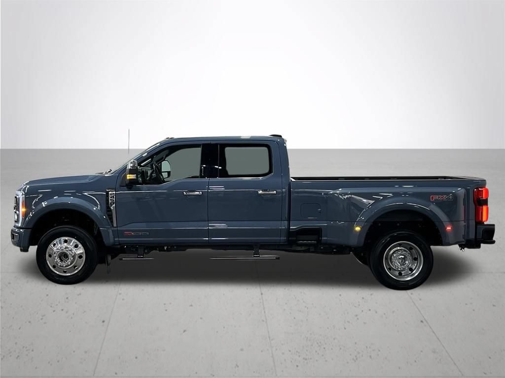Certified 2023 Ford F450 Platinum w/ FX4 Off-Road Package AWD/4WD image 14
