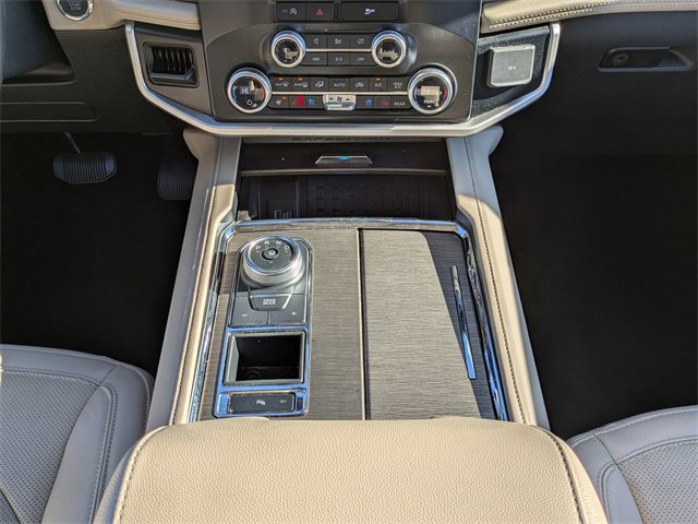 Certified 2024 Ford Expedition Limited image 18