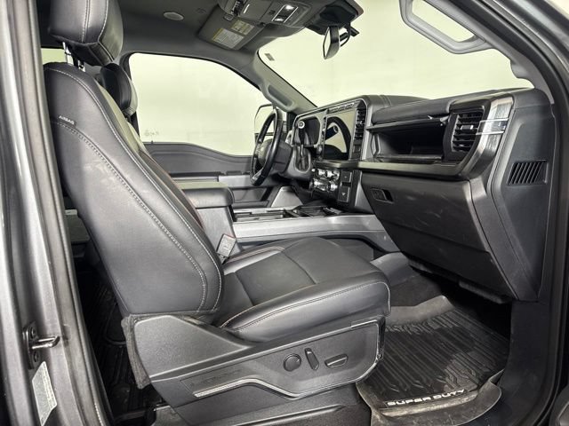Certified 2024 Ford F350 Lariat w/ Lariat Ultimate Package AWD/4WD image 3