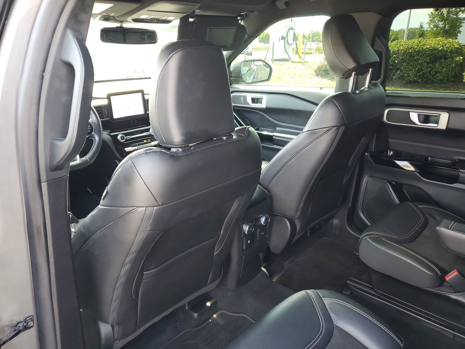 Certified 2022 Ford Explorer ST w/ ST Street Pack RWD image 10