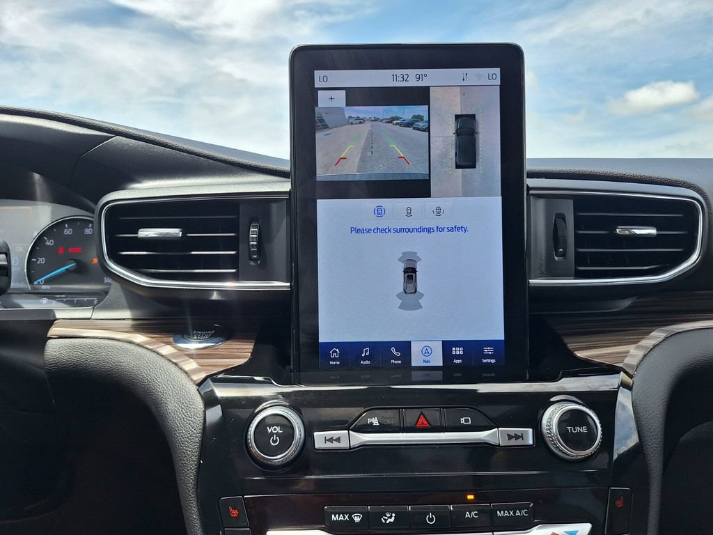 Certified 2023 Ford Explorer Limited w/ Limited Technology Package RWD image 25