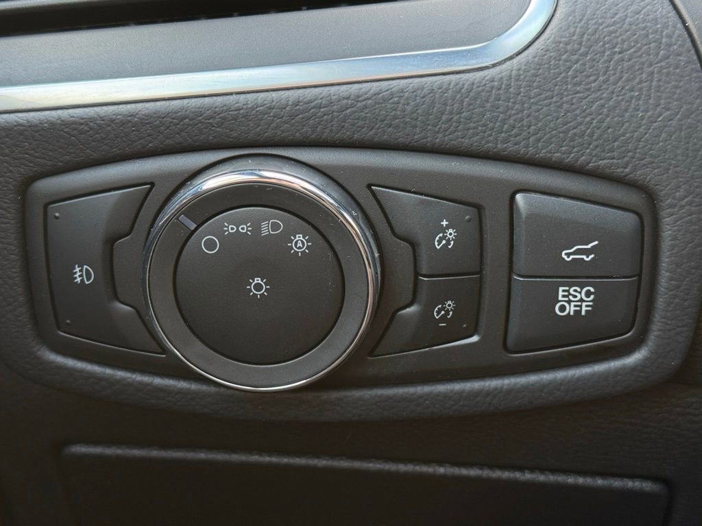 Certified 2024 Ford Edge ST w/ Equipment Group 401A image 24