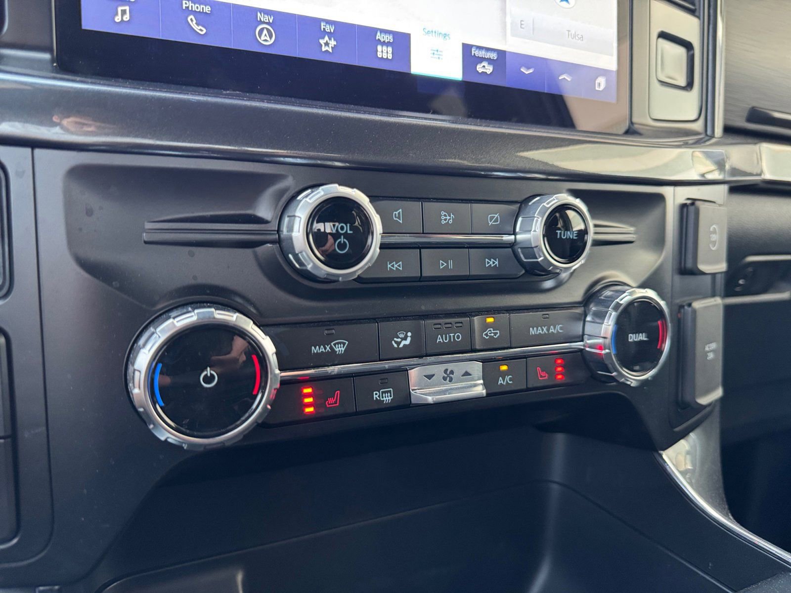 Certified 2023 Ford F150 XLT w/ Equipment Group 302A High image 18