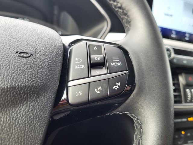 Certified 2022 Ford Escape SE w/ SE Sport Appearance Package image 24