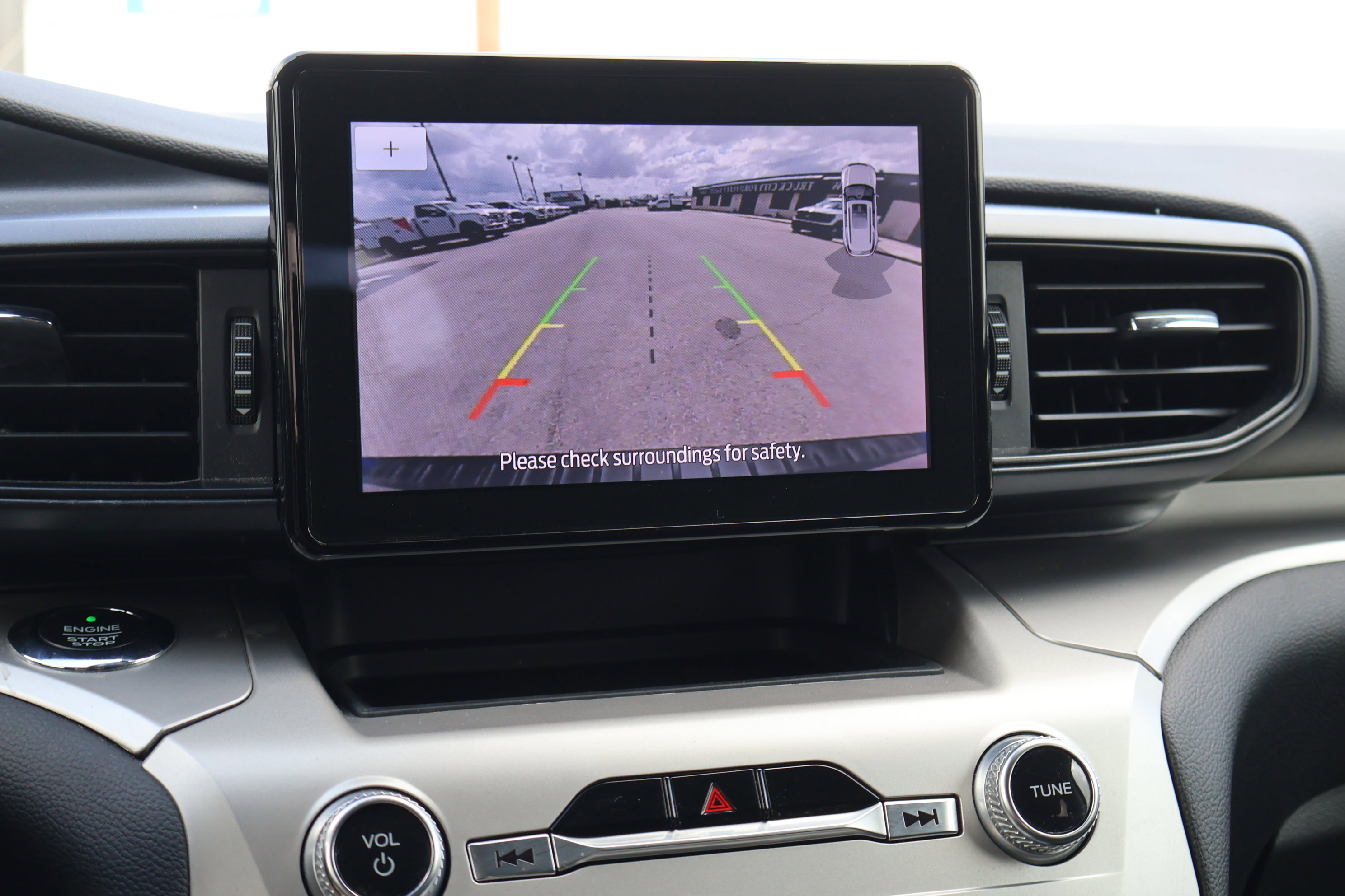 Certified 2021 Ford Explorer XLT image 22