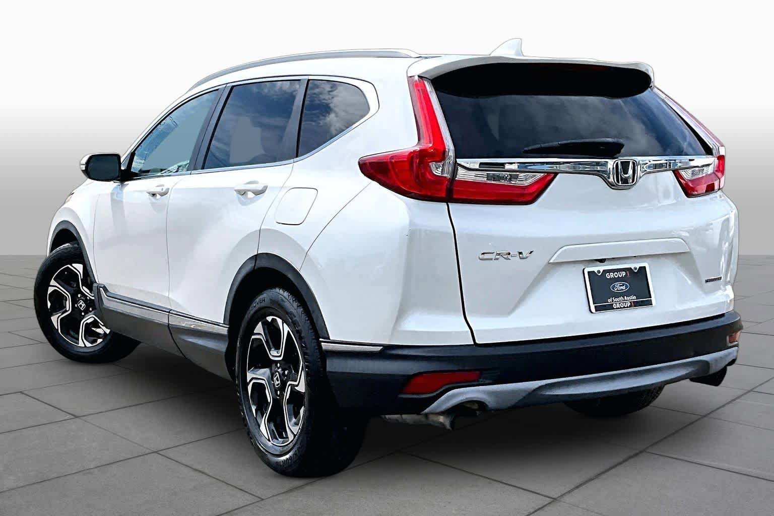Used 2017 Honda CR-V Touring image 9