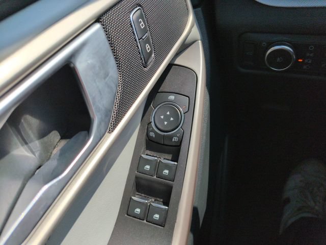 Certified 2023 Ford Explorer XLT w/ Equipment Group 202A AWD/4WD image 30
