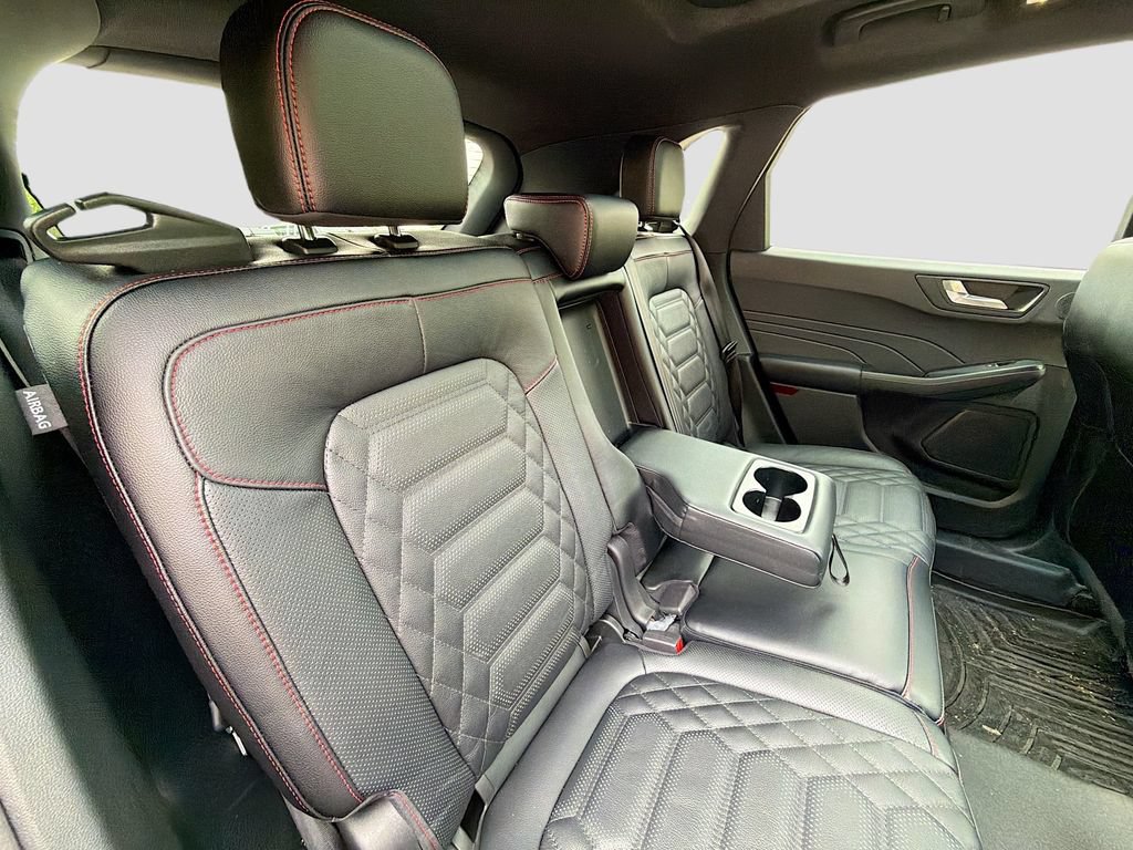 Certified 2023 Ford Escape ST-Line Elite w/ Premium Technology Package AWD/4WD image 29