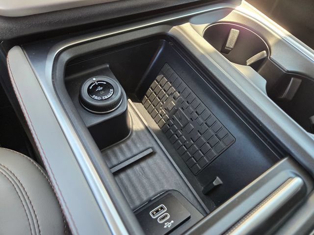 Certified 2025 Ford Expedition Active RWD image 23