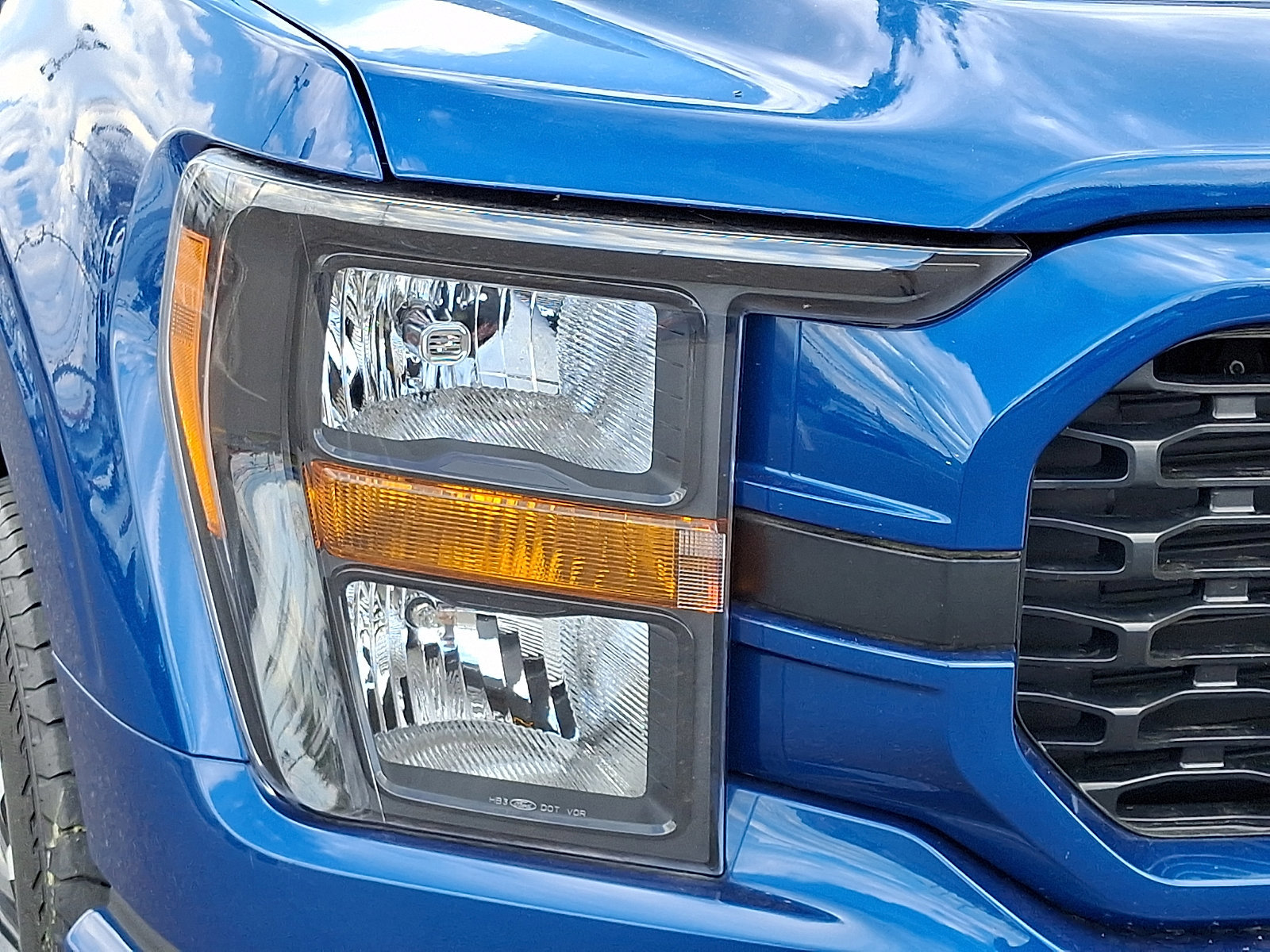 Certified 2023 Ford F150 XL w/ STX Appearance Package AWD/4WD image 9