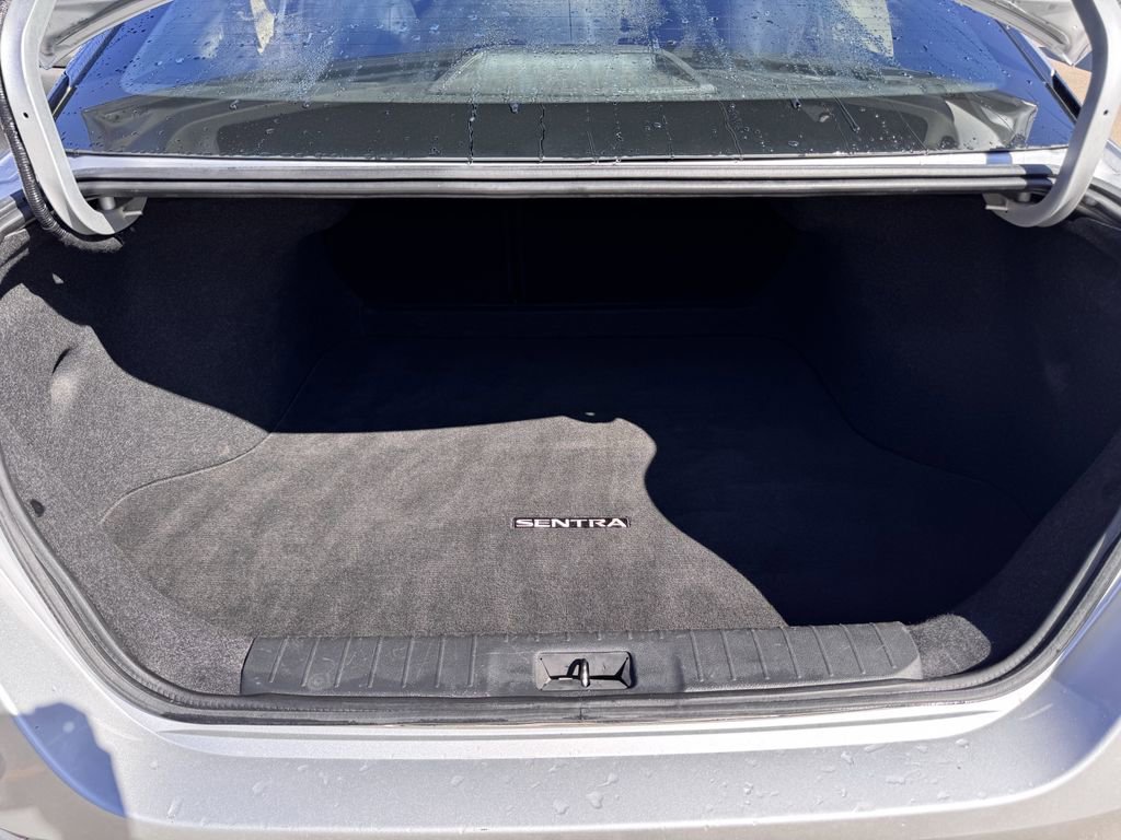 Used 2023 Nissan Sentra SV FWD image 30