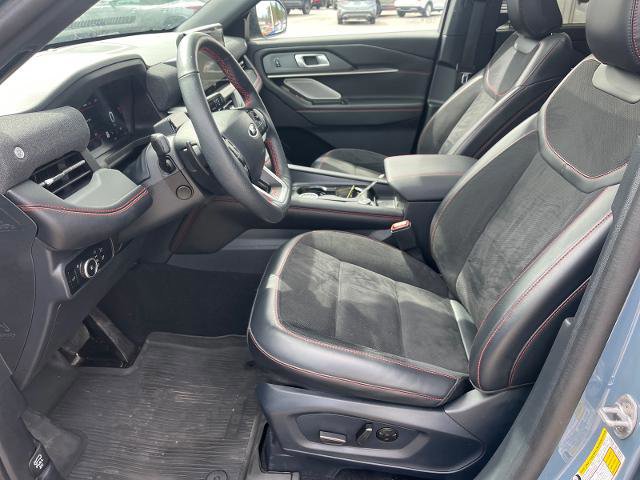 Certified 2025 Ford Explorer ST image 17
