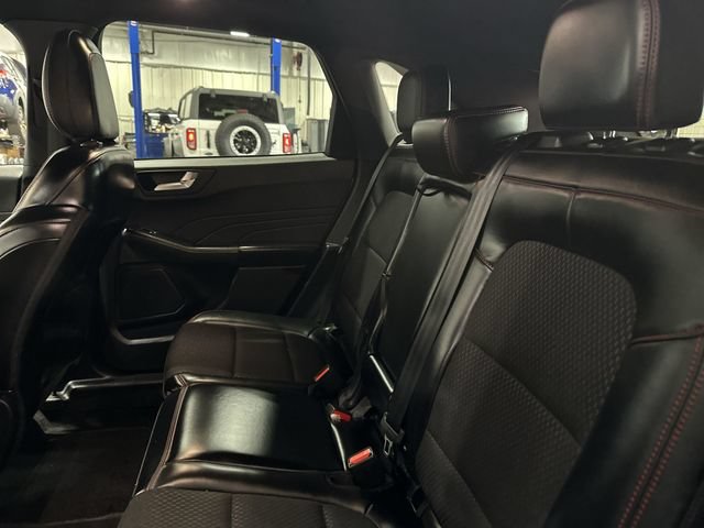Certified 2025 Ford Escape ST-Line w/ Tech Pack #1 FWD image 30