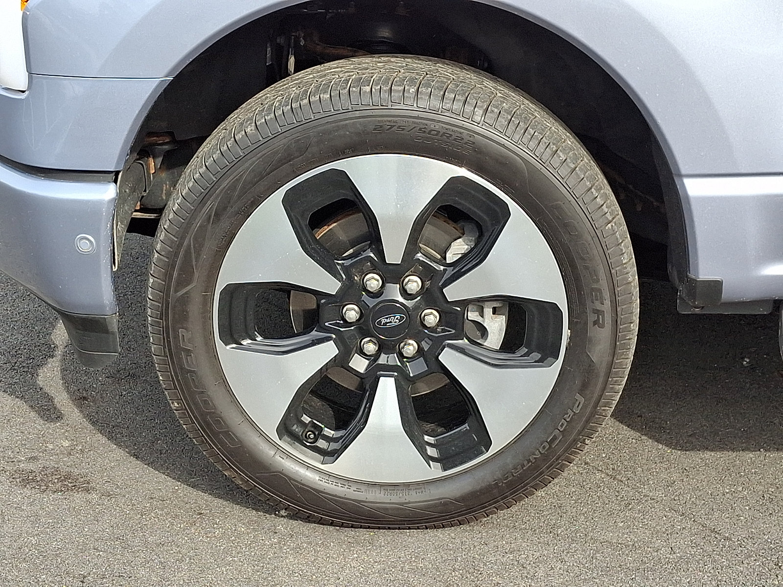 Certified 2022 Ford F150 Lightning Platinum AWD/4WD image 9