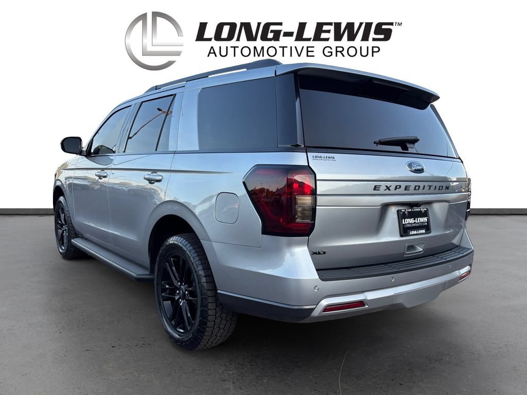 Certified 2024 Ford Expedition XLT RWD image 4