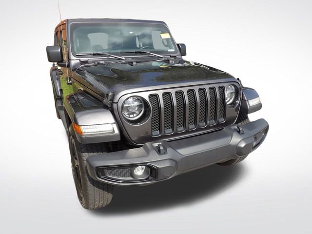 Used 2022 Jeep Wrangler Unlimited Sahara AWD/4WD image 3